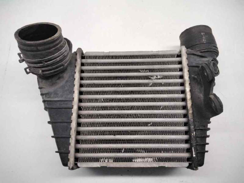 Recambio de intercooler para seat toledo (1m2) stella referencia OEM IAM 1J0145805H  