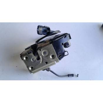 Recambio de cerradura puerta delantera derecha para renault scenic ii confort authentique referencia OEM IAM 8200119121  