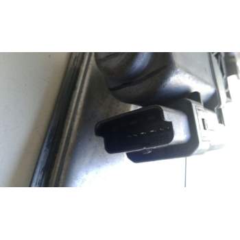 Recambio de elevalunas delantero izquierdo para renault scenic ii confort authentique referencia OEM IAM 8200646841  