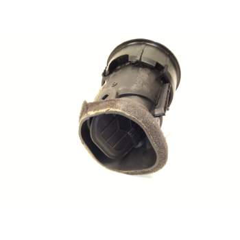 Recambio de aireador central para audi a3 sportback (8pa) 1.6 tdi referencia OEM IAM 8P0820901A  