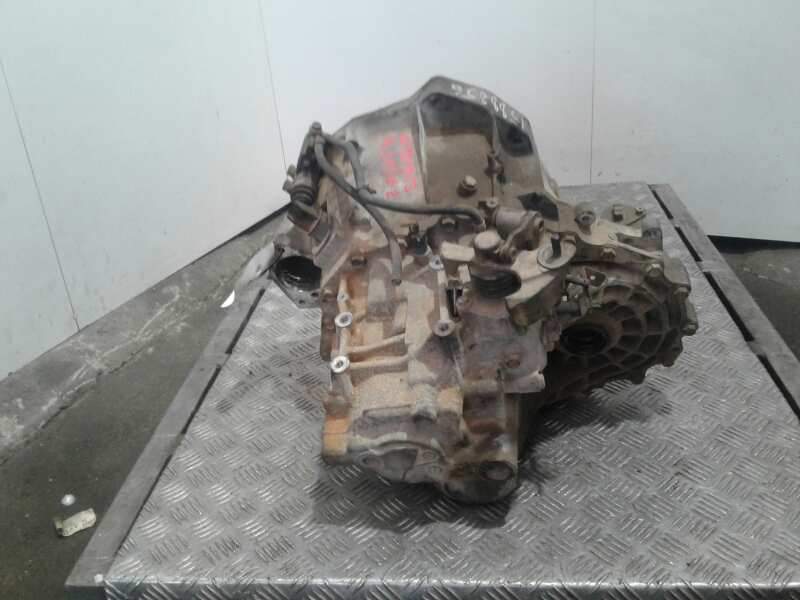 Recambio de caja cambios para nissan primera berlina (p12) acenta referencia OEM IAM 8H52  