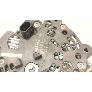 Recambio de alternador para volkswagen passat b6 (3c2) 2.0 tdi 16v referencia OEM IAM 03G903023  