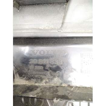 Recambio de tapa motor para volvo s40 berlina 1.6 referencia OEM IAM 30811833 81280 