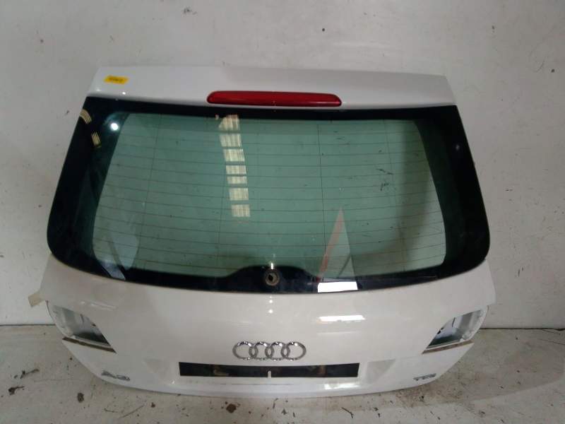 Recambio de porton trasero para audi a3 sportback (8pa) 1.6 tdi referencia OEM IAM 8P4827023  