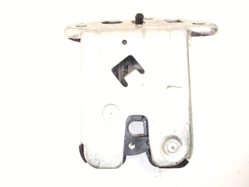 Recambio de cerradura maletero / porton para audi a3 sportback (8pa) 1.6 tdi referencia OEM IAM 8K9827505A  