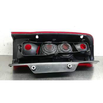 Recambio de piloto trasero derecho para peugeot bipper referencia OEM IAM 9972212351  