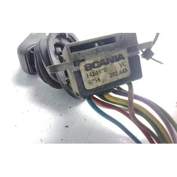 Recambio de mando limpia para scania serie 4 124 referencia OEM IAM 1424970 202648 