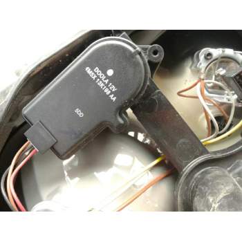 Recambio de faro derecho para ford focus berlina (cap) ambiente (d) referencia OEM IAM 1480979D  