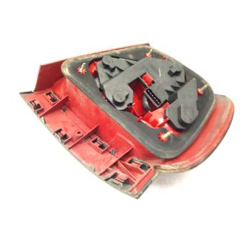 Recambio de piloto trasero izquierdo para audi a4 b5 (8d2) 1.8 t referencia OEM IAM 8D0945095A  