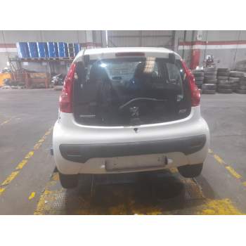 peugeot 107 del año 2001