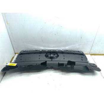 Recambio de rejilla delantera para ford kuga i 2.0 tdci referencia OEM IAM 8V418200A  