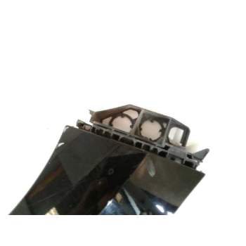 Recambio de aleta delantera izquierda para peugeot 308 confort referencia OEM IAM 7840W1  