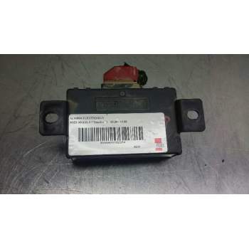 Recambio de alarma electronica para audi a8 (d2) 3.7 quattro referencia OEM IAM 8L0951173  
