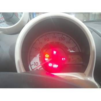 peugeot 107 del año 2001