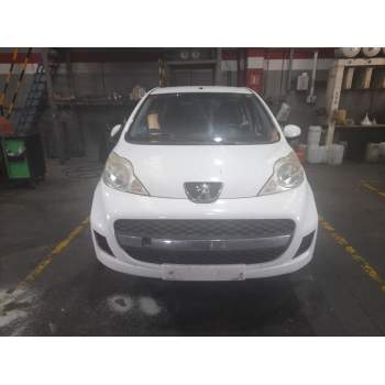 peugeot 107 del año 2001