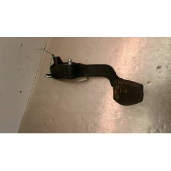 PEDAL EMBRAGUE 