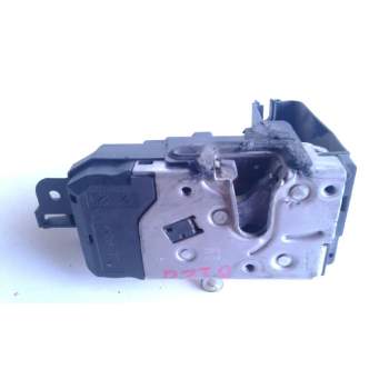CERRADURA PUERTA DELANTERA IZQUIERDA 