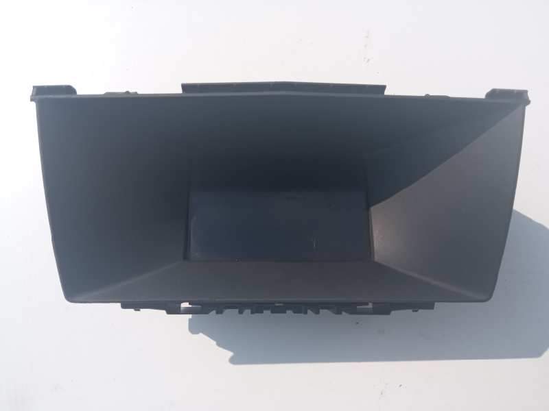 Recambio de pantalla multifuncion para opel astra h berlina cosmo referencia OEM IAM 13111165  
