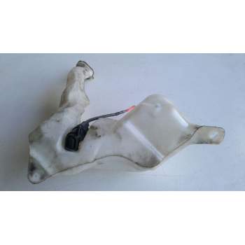 Recambio de deposito limpia para nissan interstar mod. 04 (x70) combi l2h2 6 - plazas, techo referencia OEM IAM 8200146985  