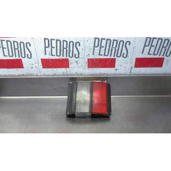 PILOTO TRASERO IZQUIERDO PORTON 357945107 