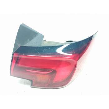 PILOTO TRASERO DERECHO 39015944 