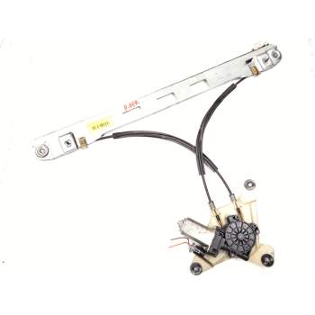 ELEVALUNAS DELANTERO DERECHO 807200008R 