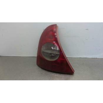 PILOTO TRASERO IZQUIERDO E13022143 11A831SCP 