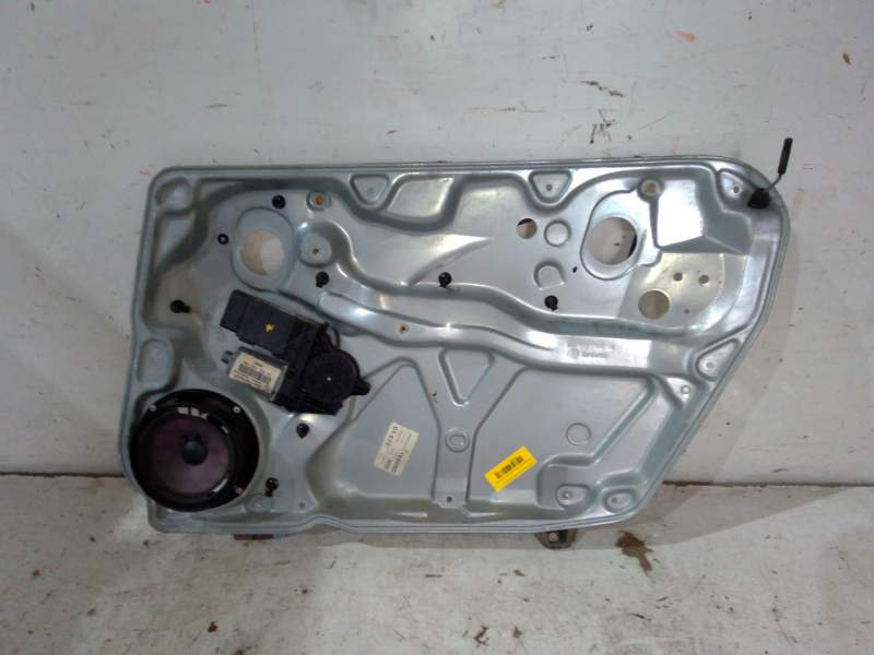 Recambio de elevalunas delantero derecho para volkswagen passat b5 (3b2) 1.9 tdi referencia OEM IAM 3B4837756D  