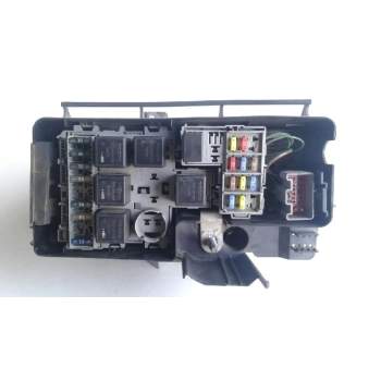 Recambio de caja fusibles para volvo s60 berlina 2.4 d kinetic (120kw) referencia OEM IAM 30728132  