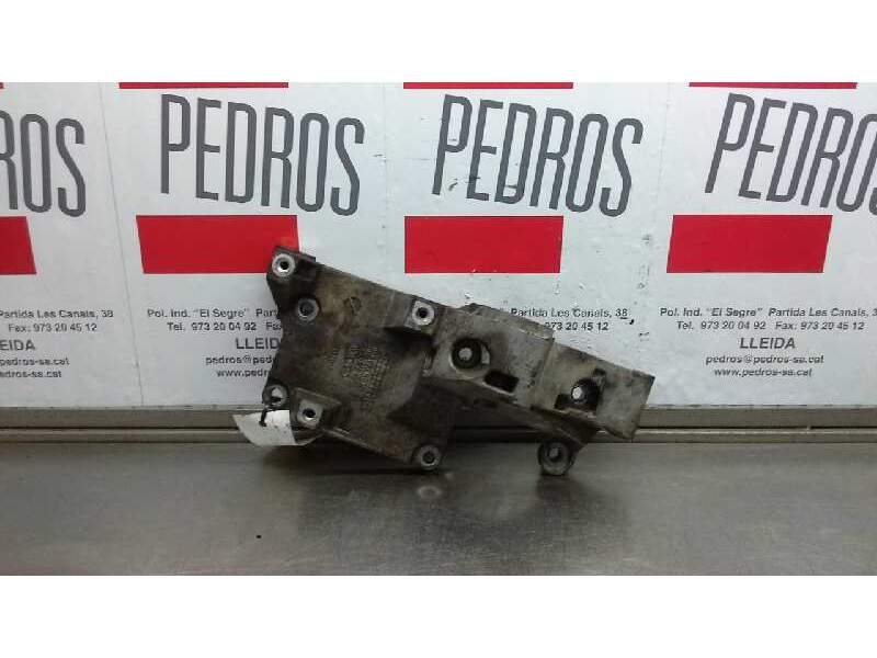 Recambio de soporte alternador para skoda fabia familiar (6y5) comfort referencia OEM IAM 038903143R  