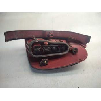 Recambio de piloto trasero izquierdo para peugeot 306 break xt referencia OEM IAM 45227  