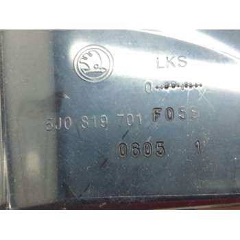 Recambio de aireador izquierdo para skoda fabia (5j2 ) 1.2 referencia OEM IAM 5J0819701  