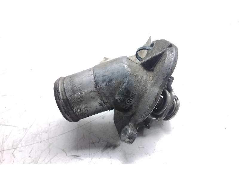 Recambio de caja termostato para opel astra h berlina essentia referencia OEM IAM 2503185  