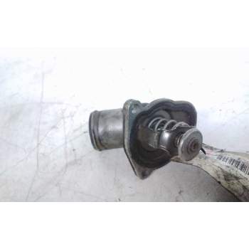 Recambio de caja termostato para opel astra h berlina essentia referencia OEM IAM 2503185  