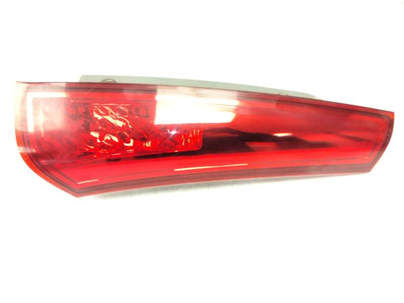 Recambio de piloto trasero derecho para kia cee´d sw (ed) 1.6 crdi 115 referencia OEM IAM 924041H3  
