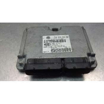 CENTRALITA MOTOR UCE 036906034AH 6160067902 2RHBK75C