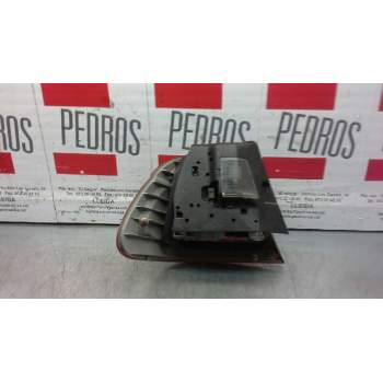 Recambio de piloto trasero derecho para bmw serie 3 berlina (e46) 318i referencia OEM IAM 8364922  