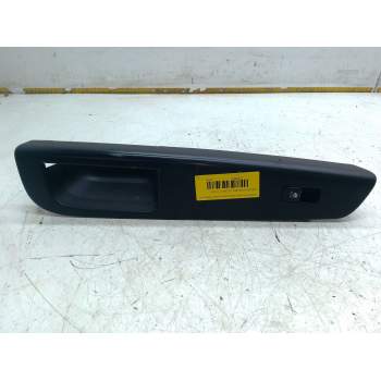 MANDO ELEVALUNAS DELANTERO DERECHO 935751H100 