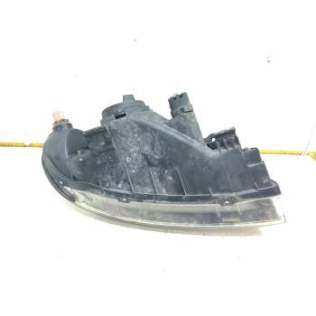 Recambio de faro izquierdo para hyundai matrix (fc) 1.5 crdi referencia OEM IAM 9210317030  