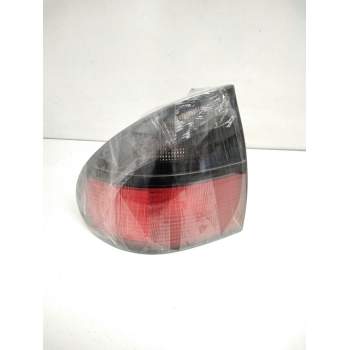 Recambio de piloto trasero izquierdo para renault laguna (b56) 2.2 diesel referencia OEM IAM 7700820052 VALEO 2225 