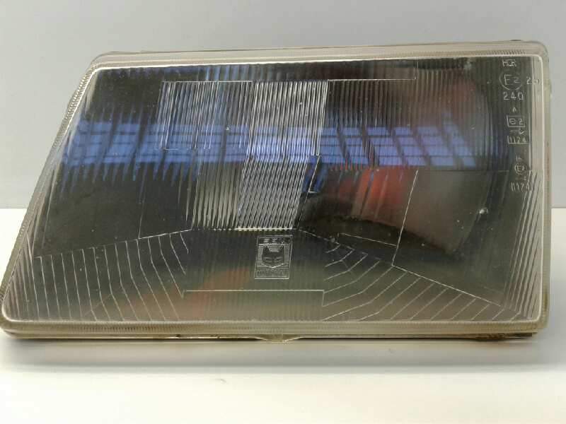 Recambio de faro derecho para peugeot 309 gl profil referencia OEM IAM 620592  