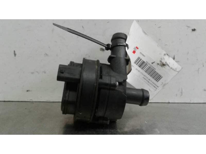 Recambio de bomba agua electrica para mercedes-benz clase cla (w117) 2.1 cdi cat referencia OEM IAM A0005000686  