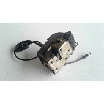 Recambio de cerradura puerta trasera derecha para renault laguna ii grandtour (kg0) dynamique referencia OEM IAM 8200000658  