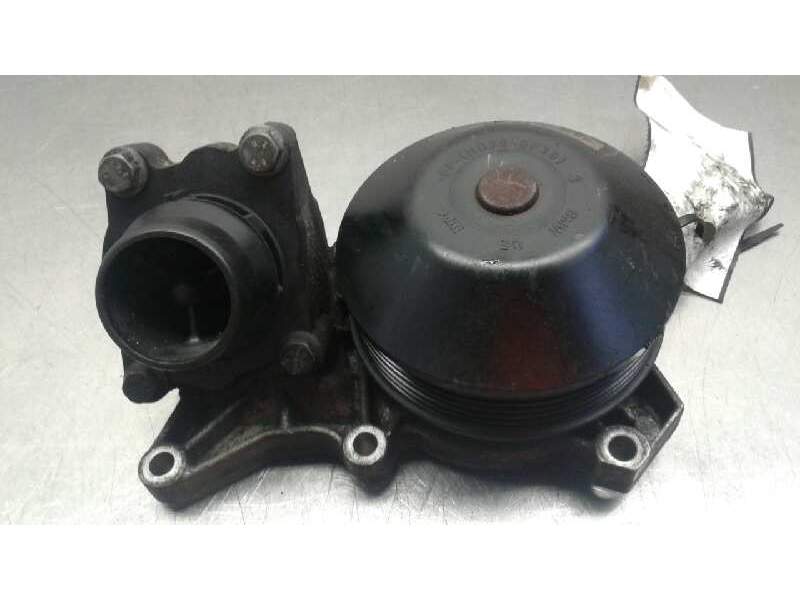 Recambio de bomba agua para bmw serie 1 berlina (e81/e87) 118d referencia OEM IAM MD30GF30  