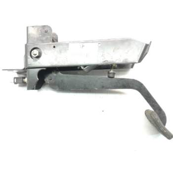 Recambio de pedal embrague para nissan atleon 120 referencia OEM IAM   