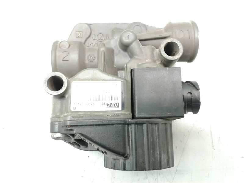 Recambio de valvula aire para nissan atleon sin especificar referencia OEM IAM K038450  