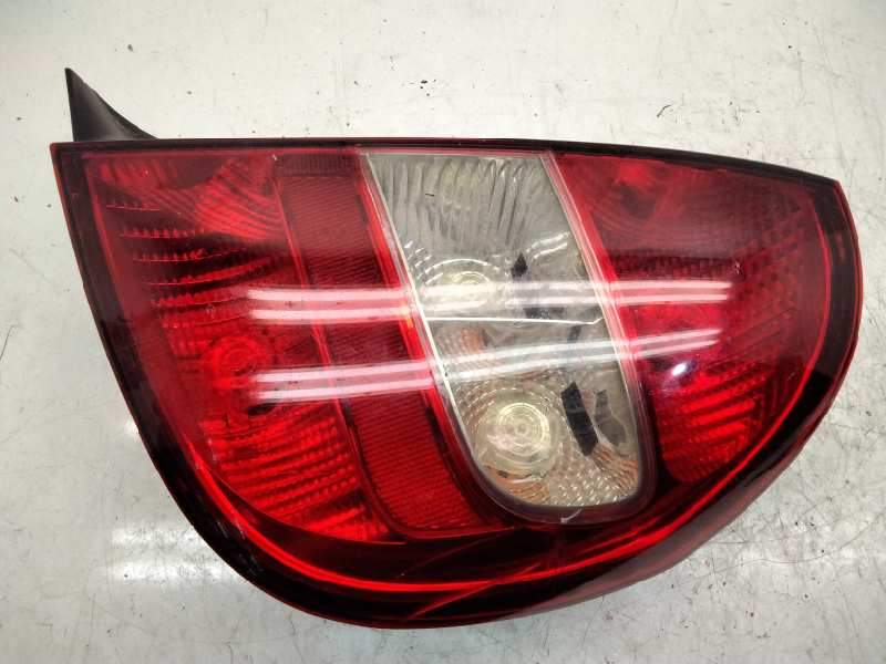 Recambio de piloto trasero derecho para citroën c5 berlina 2.0 hdi sx referencia OEM IAM 9632646680  