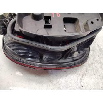 Recambio de piloto trasero derecho para citroën c5 berlina 2.0 hdi sx referencia OEM IAM 9632646680  