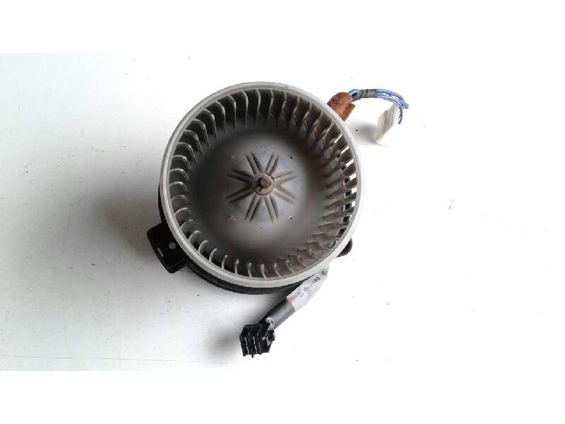 Recambio de motor calefaccion para toyota yaris (ncp1/nlp1/scp1) 1.0 linea luna referencia OEM IAM 2464606080  