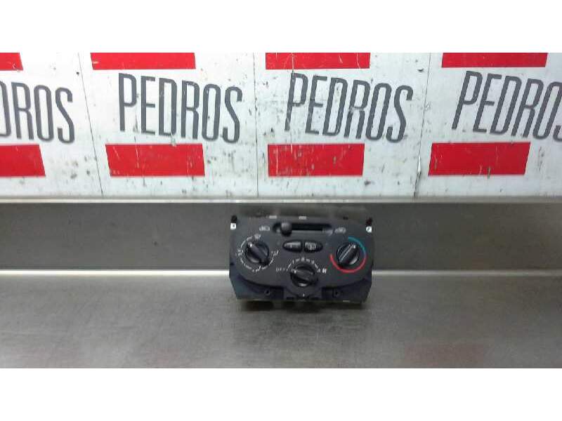 Recambio de mando calefaccion aire acondicionado para peugeot 206 berlina xr referencia OEM IAM 99210  